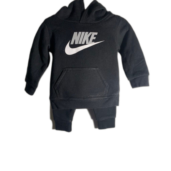 Nike Bundle Sportswear Fleece (2) Sets 12M - Picture 1 of 10